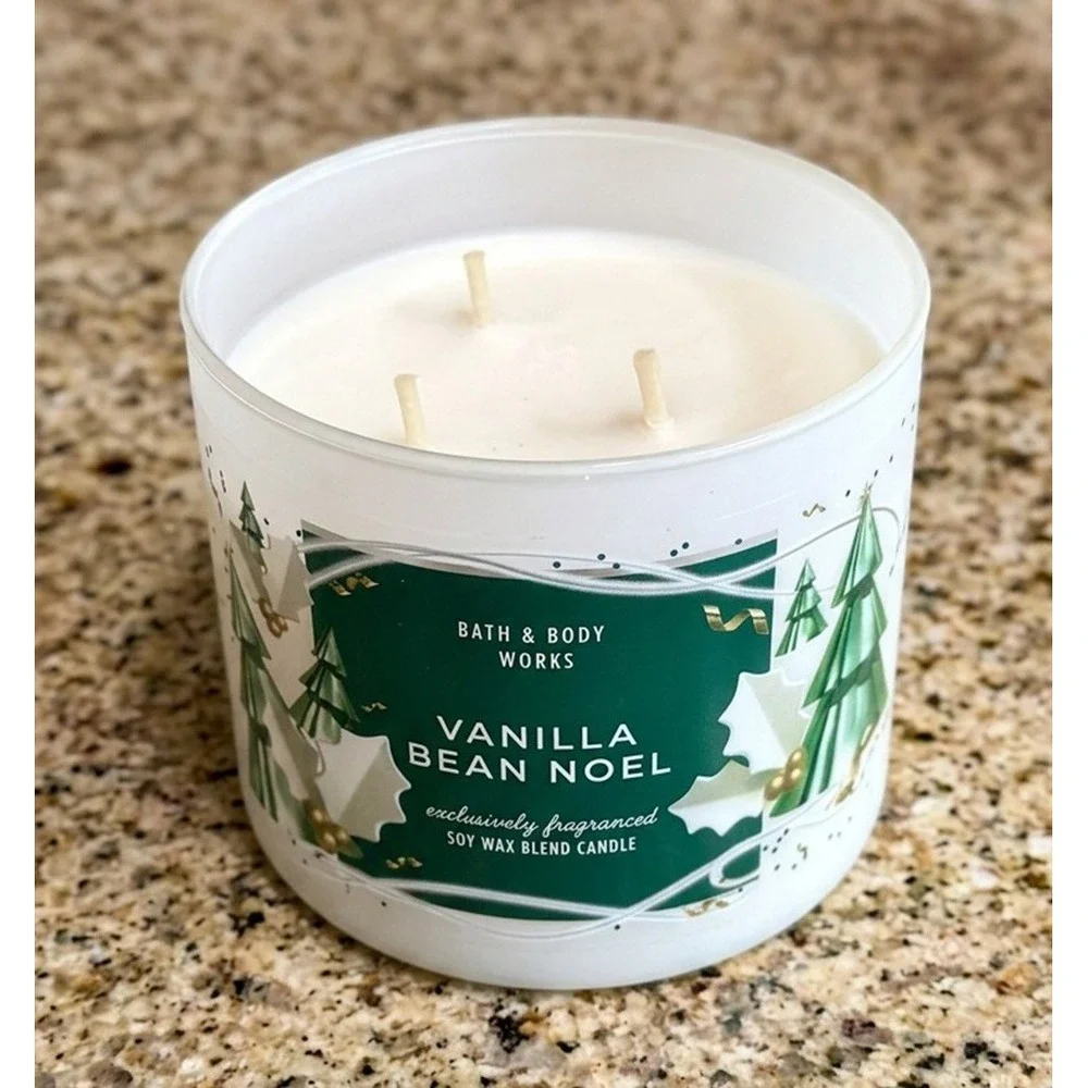 Bath & Body Works Vanilla Bean Noel 3-Wick Candle, Soy Wax Blend, 14.5 oz Unused - Picture 5 of 9